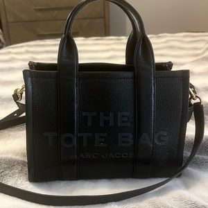 Authentic The Tote Bag from Marc Jacobs in black leather